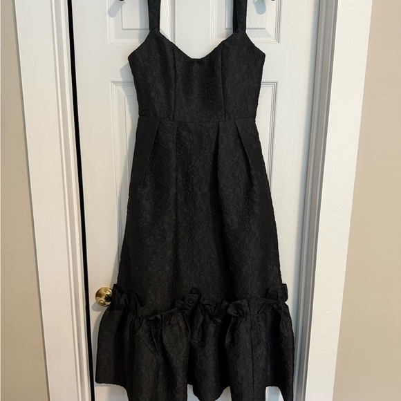 Elliatt Black Formal Dress - Picture 2 of 10